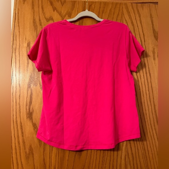 Terez Bliss Tee - NWOT - Size M - Picture 4 of 9